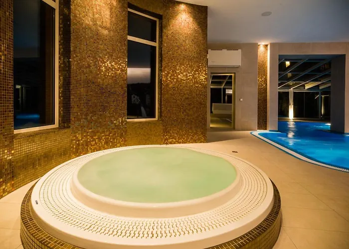 Hotel Luxury & Wellness Valaska 4*